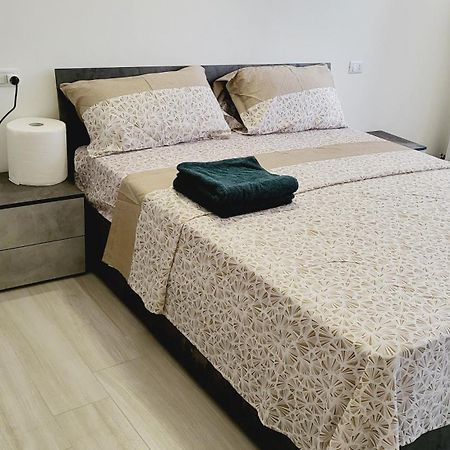 Casa Manzoni Apartment Novara Ngoại thất bức ảnh